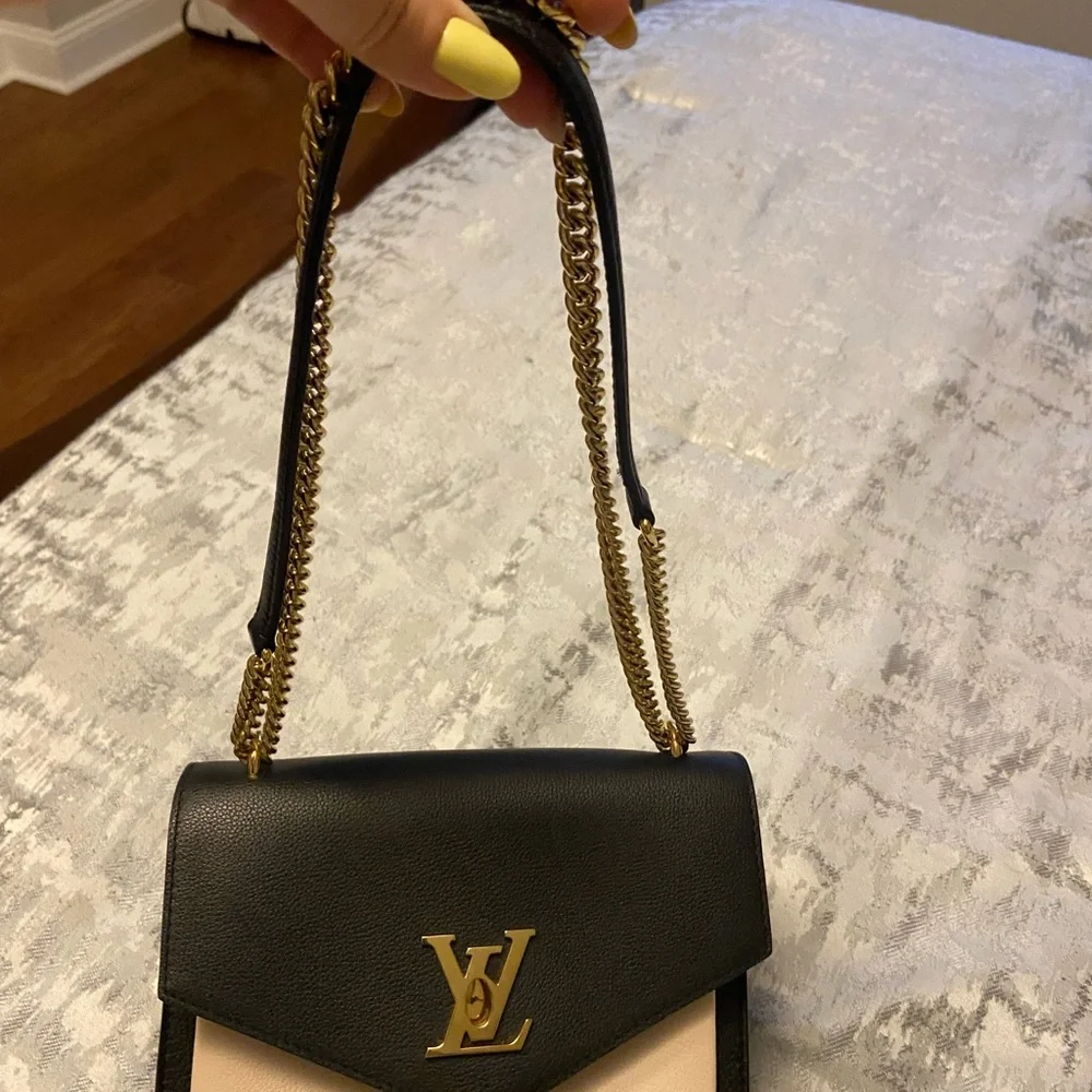LV - Picture 9 of 10